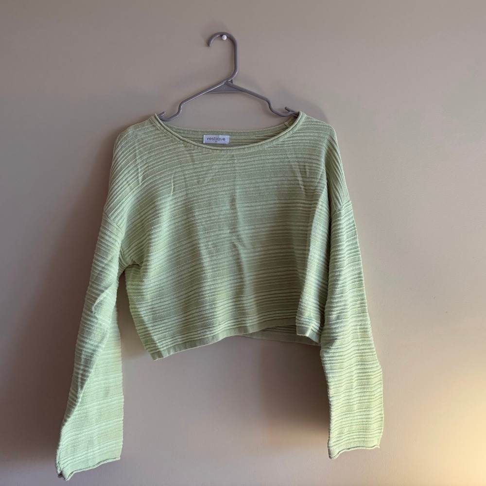 Vestique Green Knit Sweater - Cropped Lime Green